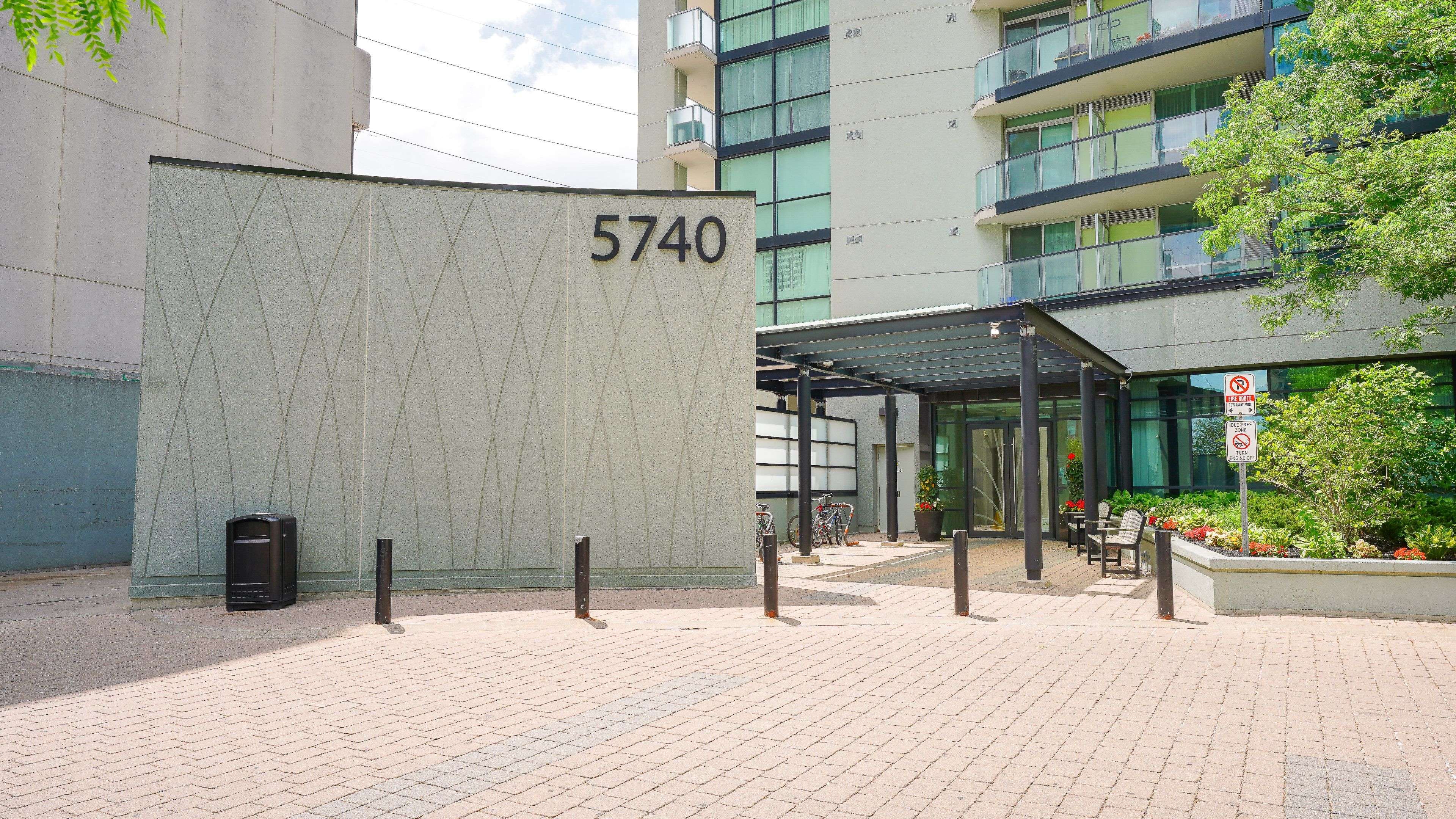 Toronto C07, ON M2M 0B1,5740 Yonge ST #501
