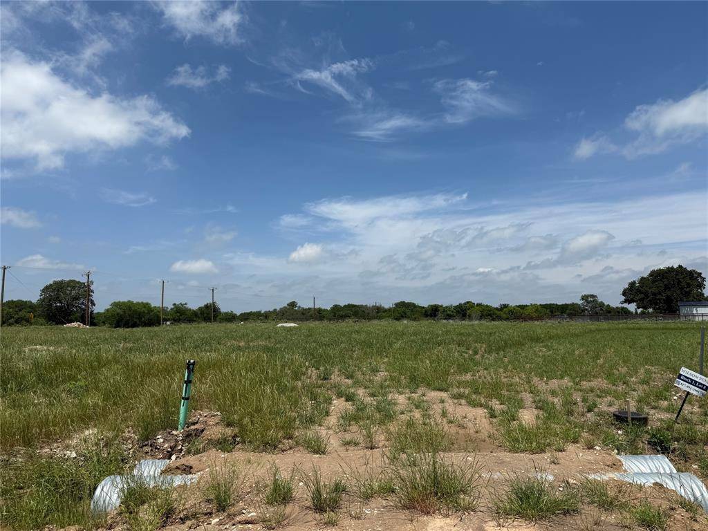 Lipan, TX 76462,252 Yawney Drive