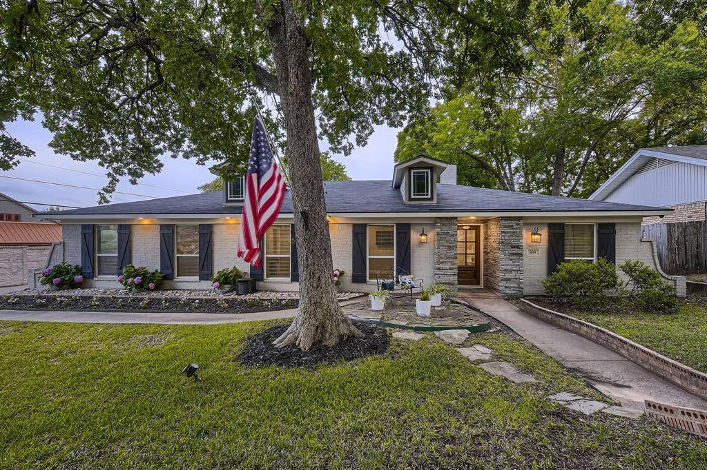 Hurst, TX 76053,809 Wheelwood Drive