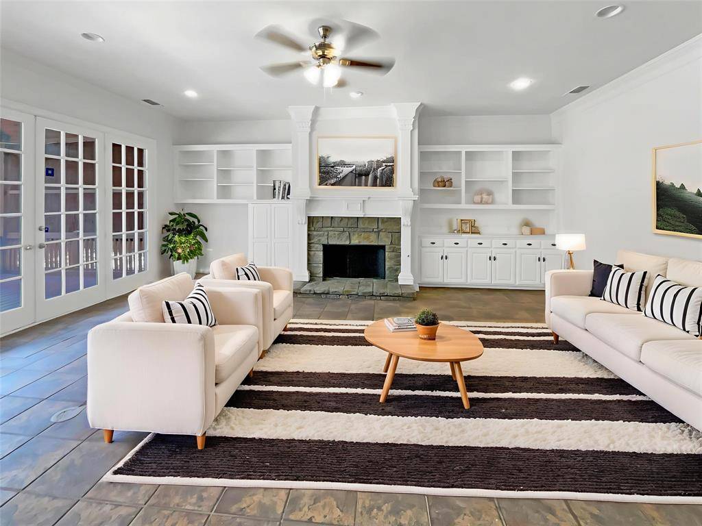 Plano, TX 75024,4513 Old Pond Drive