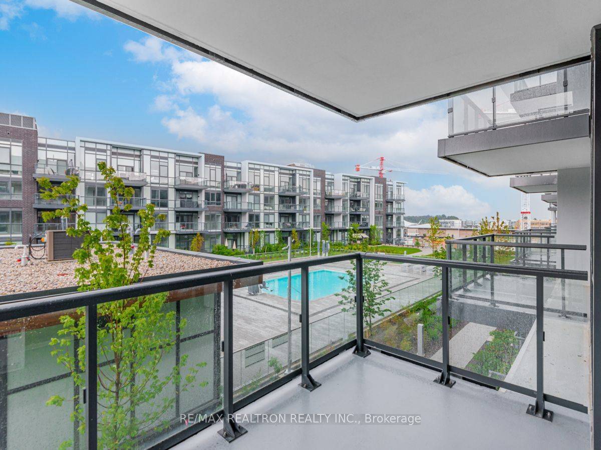 Innisfil, ON L9S 0N9,415 Sea Ray AVE #229