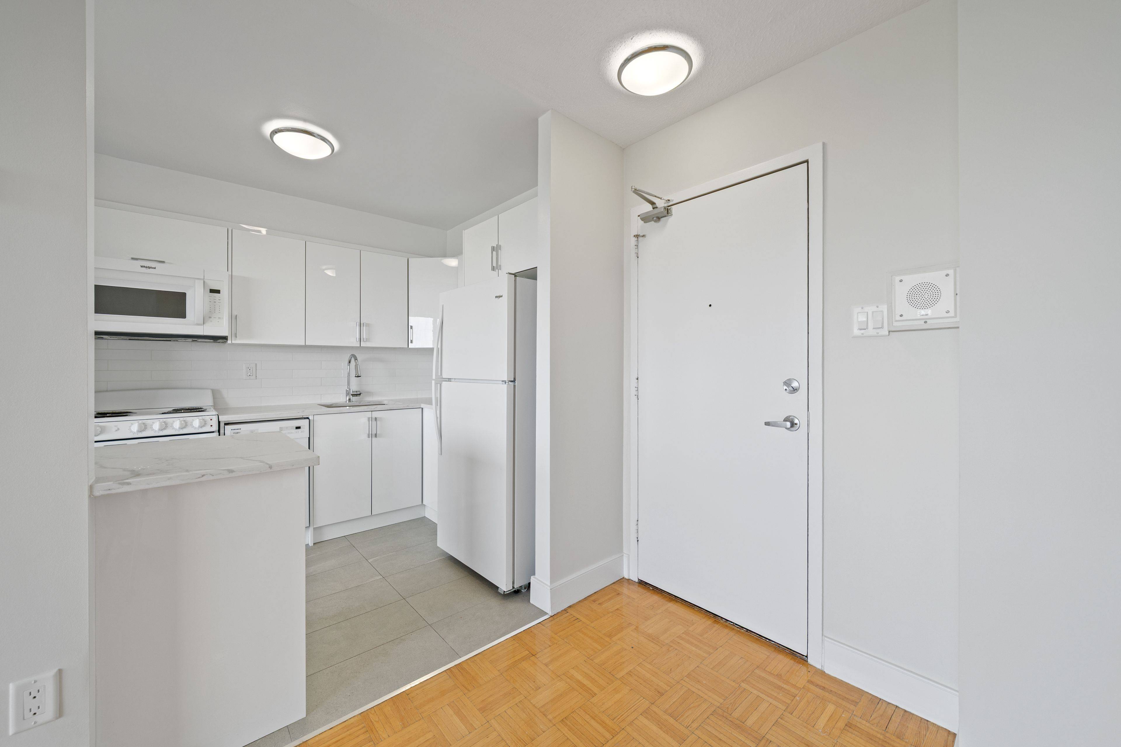 Toronto C01, ON M5S 2H8,666 Spadina AVE #1510