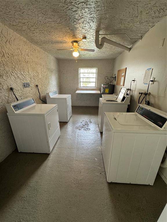 Davie, FL 33324,9311 Orange Grove Dr #204