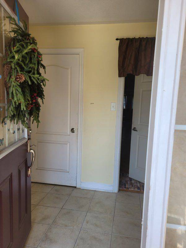 Vaughan, ON L6A 3B2,91 Nasir CRES