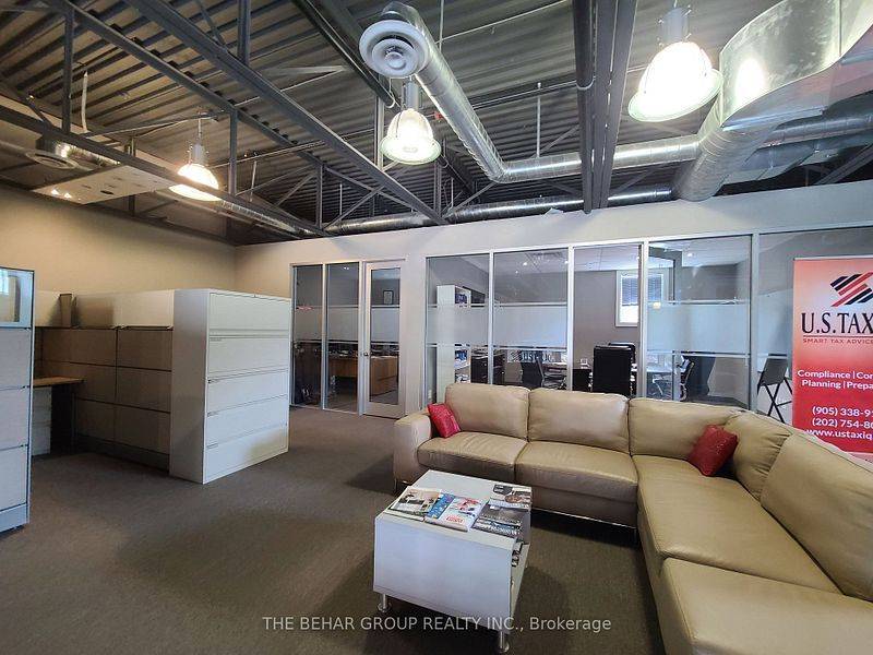 Oakville, ON L6K 2G3,550 Speers RD #1, 2nd Fl