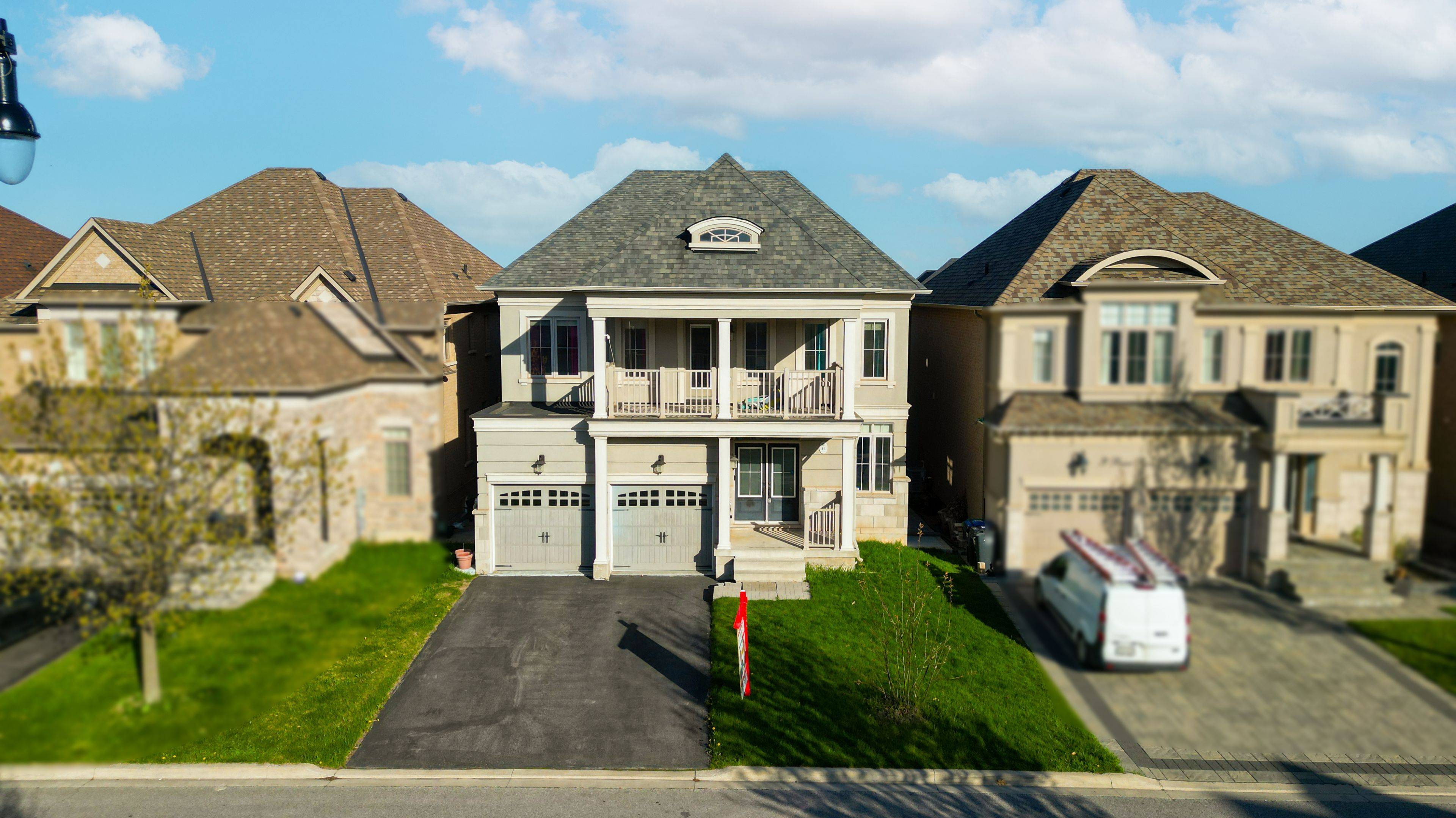 Brampton, ON L6X 2Y8,11 Bear Run RD