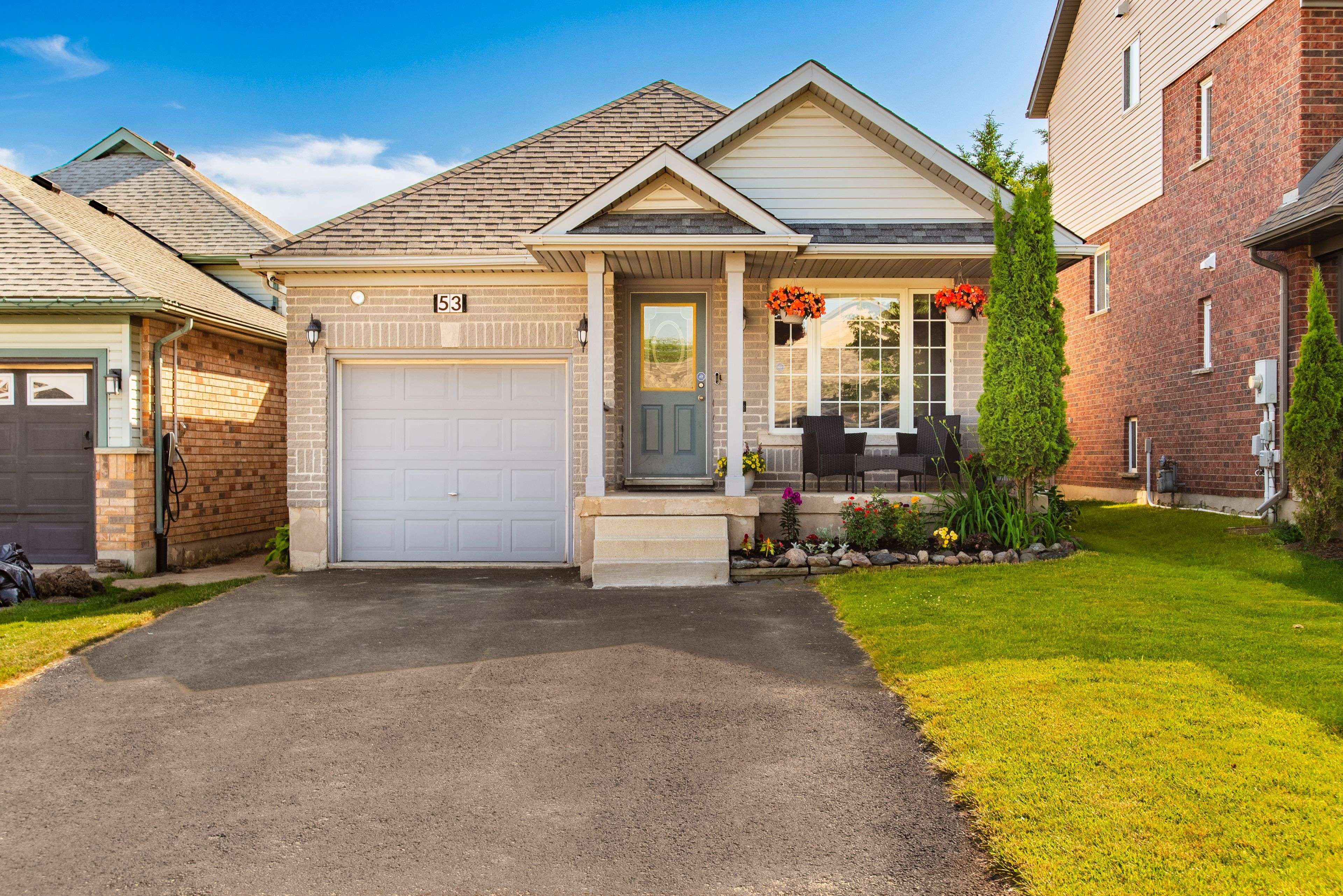 Orangeville, ON L9W 5B2,53 Biscayne CRES