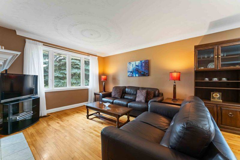 Cityview - Parkwoods Hills - Rideau Shore, ON K2E 5G6,6 Lyall ST