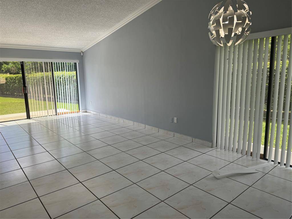 Boca Raton, FL 33428,10324 BOCA BEND WEST #J4