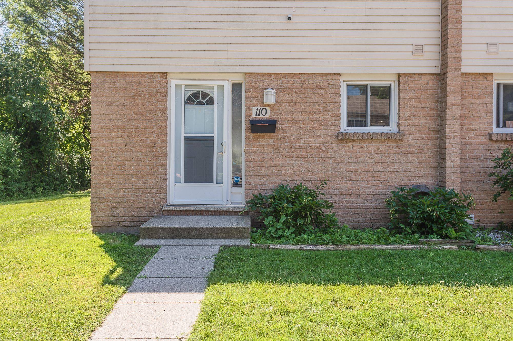 London East, ON N5V 3H6,1775 Culver DR #110