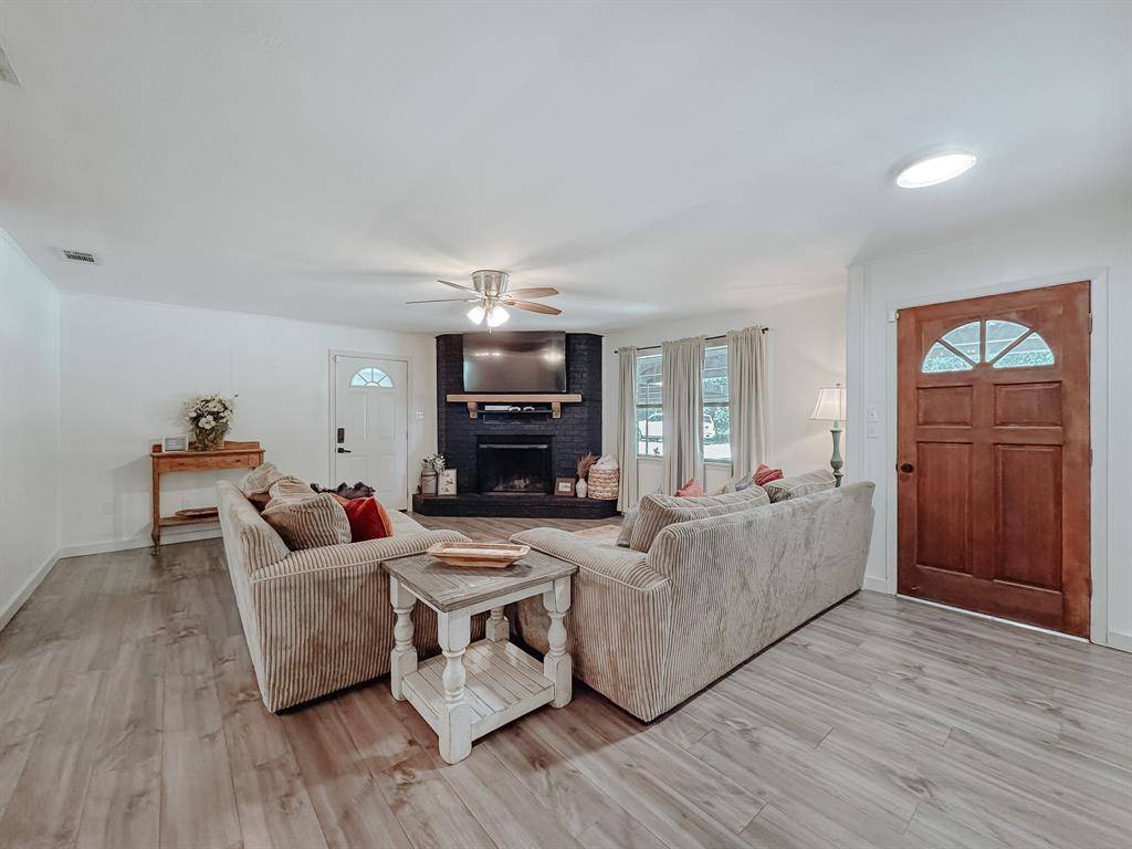 Fairfield, TX 75840,461 E Bradley Street