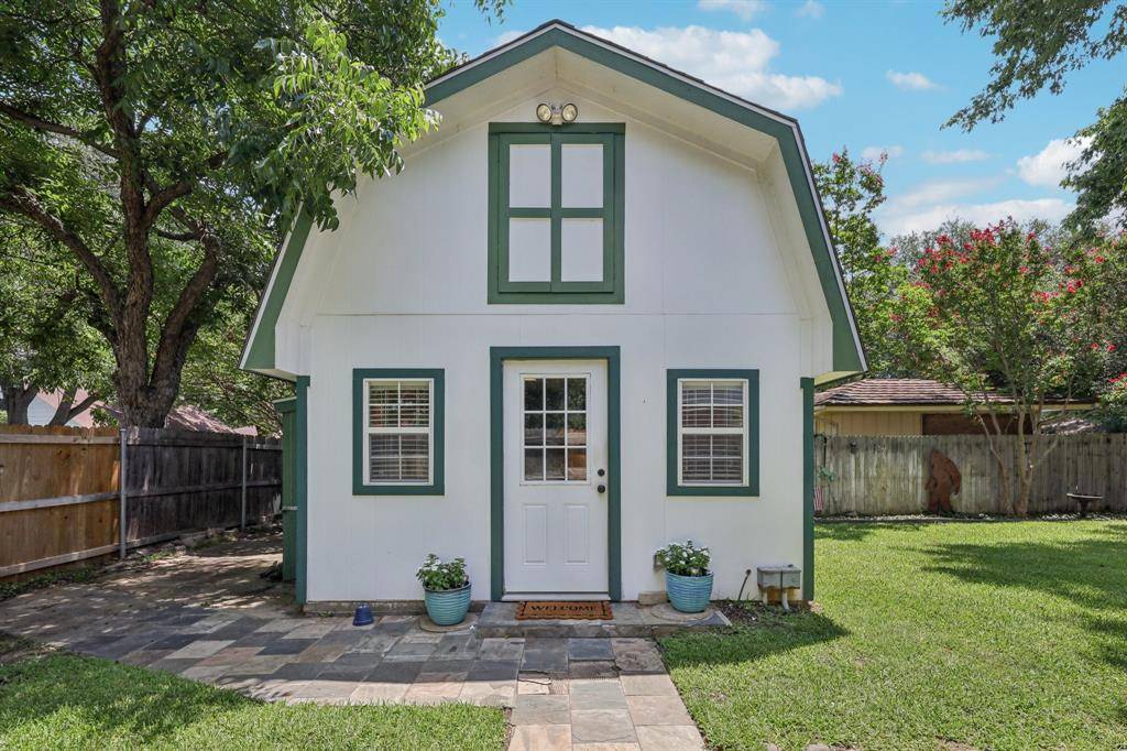 Arlington, TX 76013,1805 Winewood Lane
