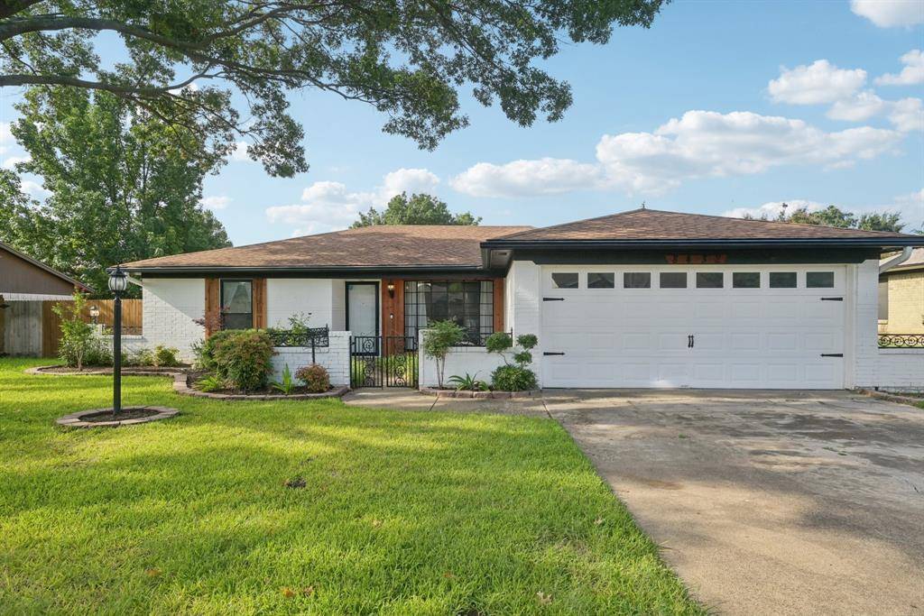 North Richland Hills, TX 76182,8432 Glenann Drive