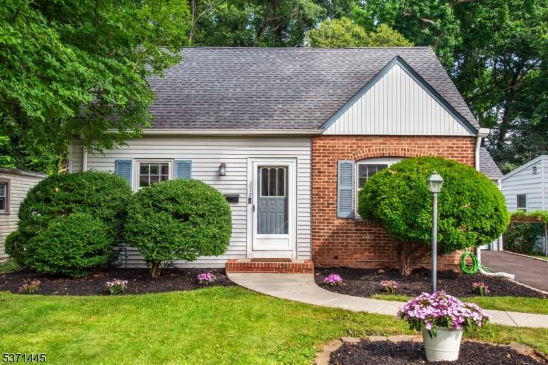 Union Twp., NJ 07083,272 Forest Dr