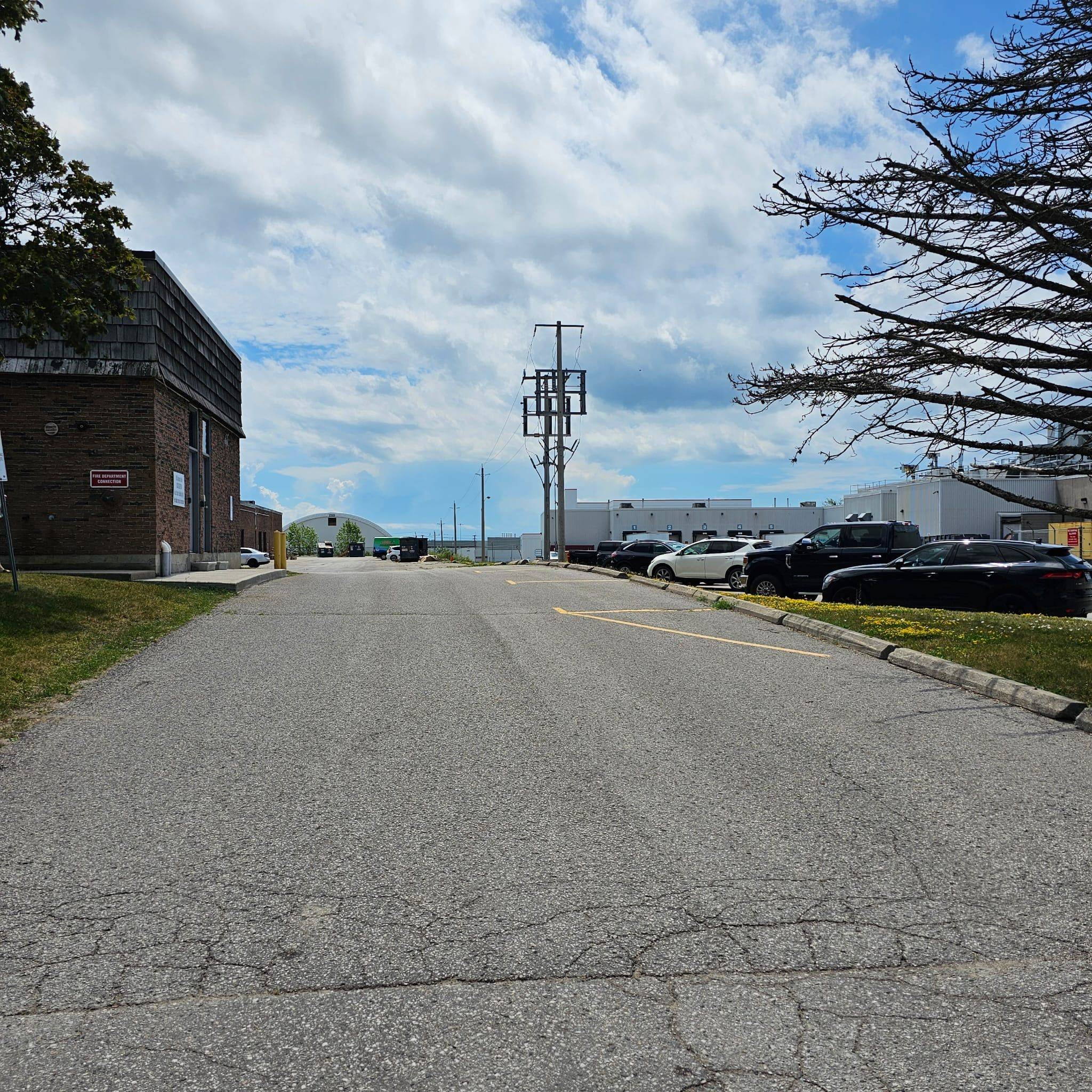 Whitby, ON L1N 1C4,105 Consumers DR #UNITS A-K