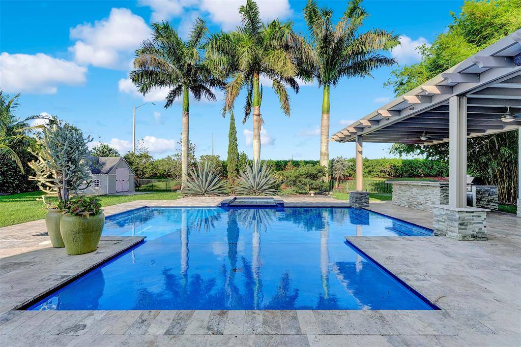 Parkland, FL 33076,8766 Miralago Way
