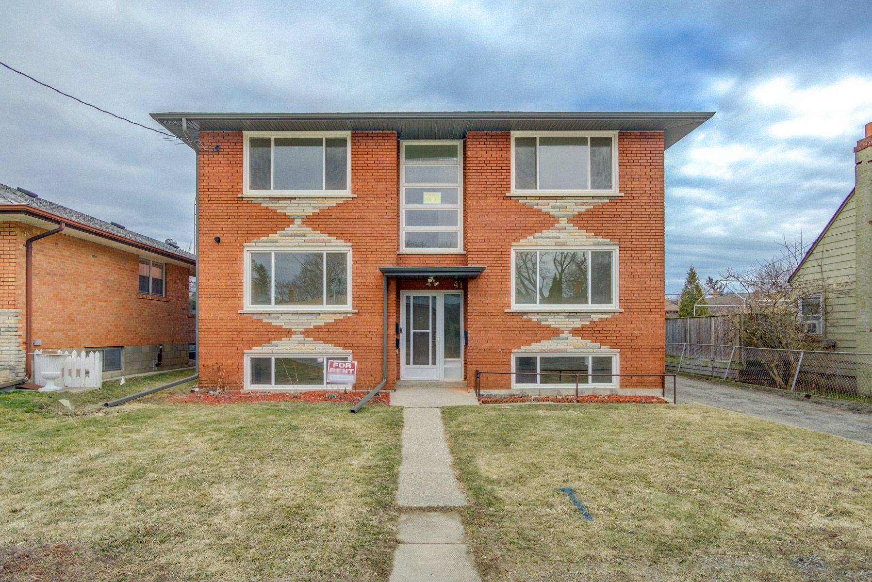 Toronto W06, ON M8W 3Y7,41 Gort AVE #Bsmt