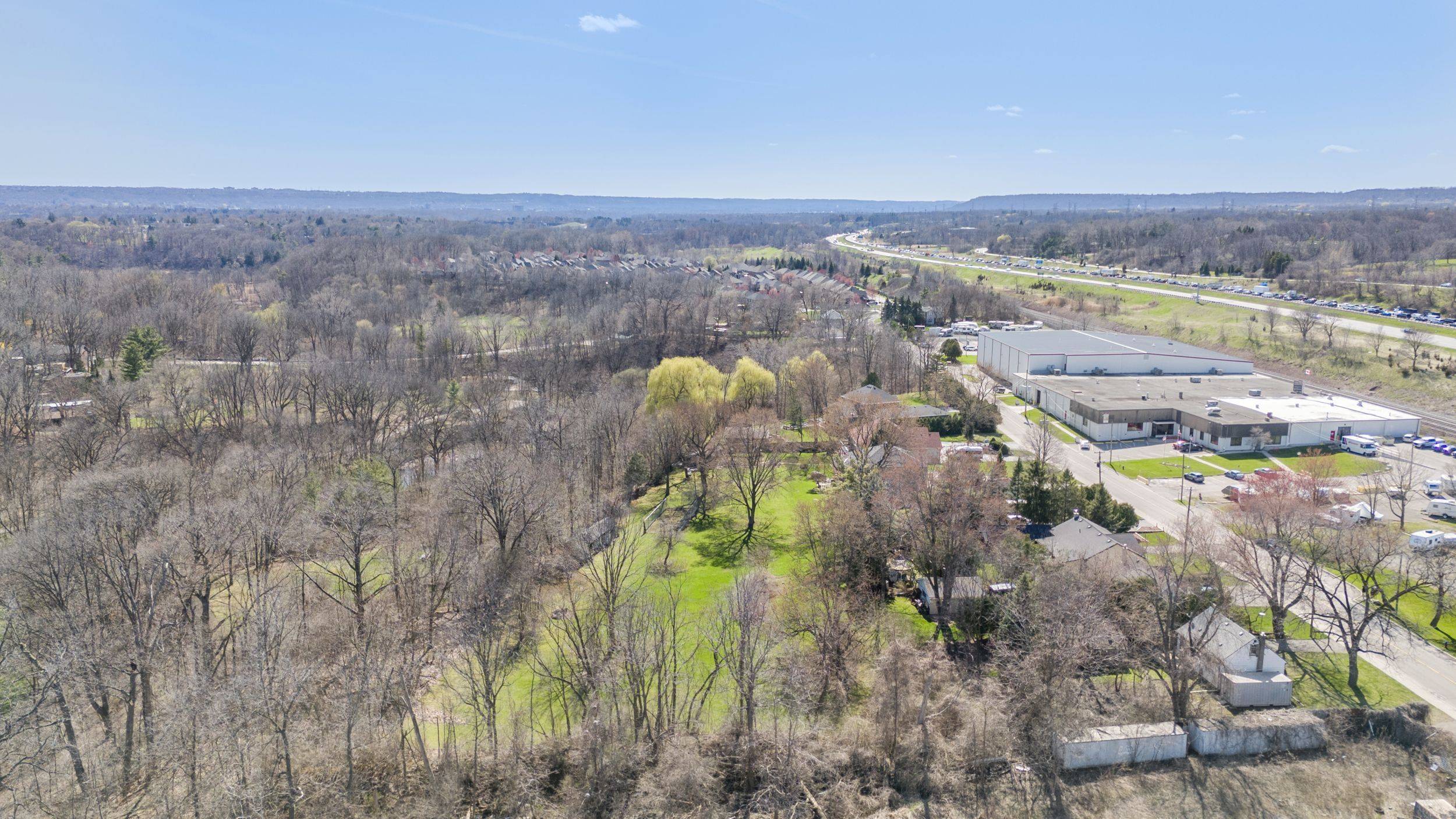 Burlington, ON L7T 0B5,266 Sumach DR
