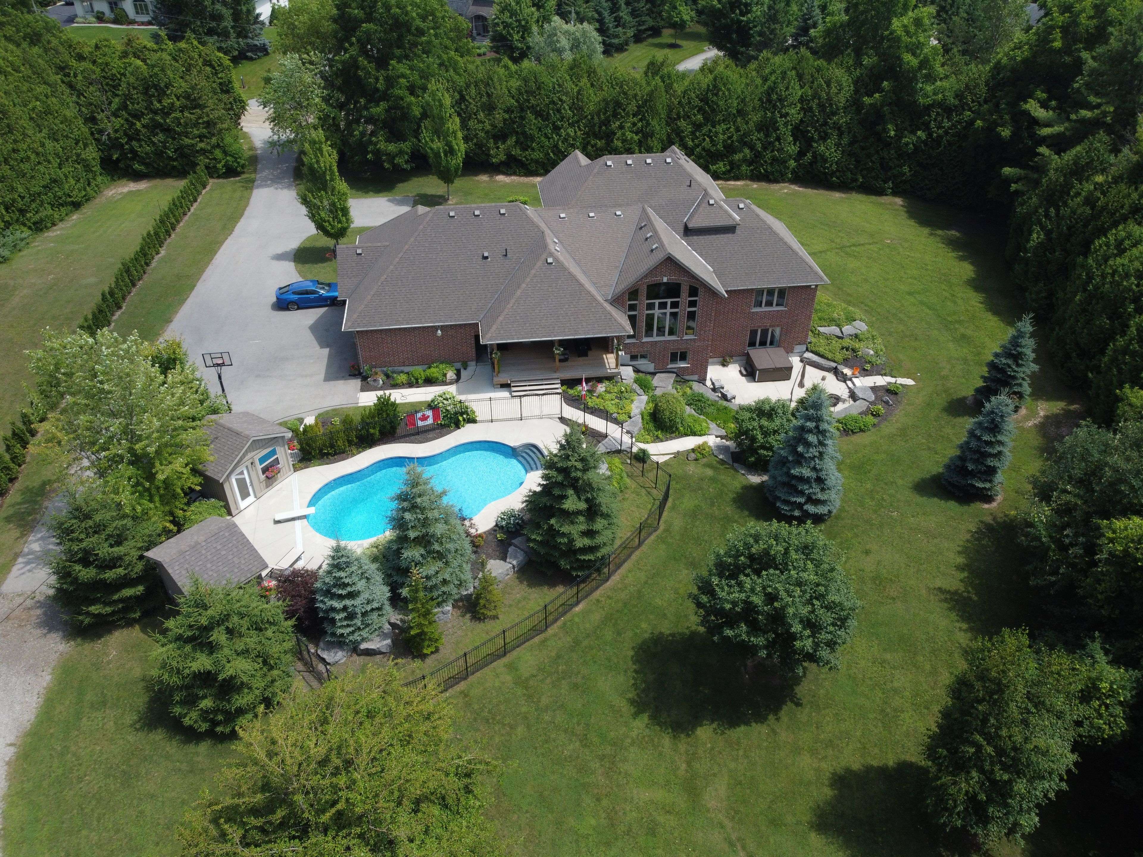 Puslinch, ON N0B 2J0,7412 Boyce DR