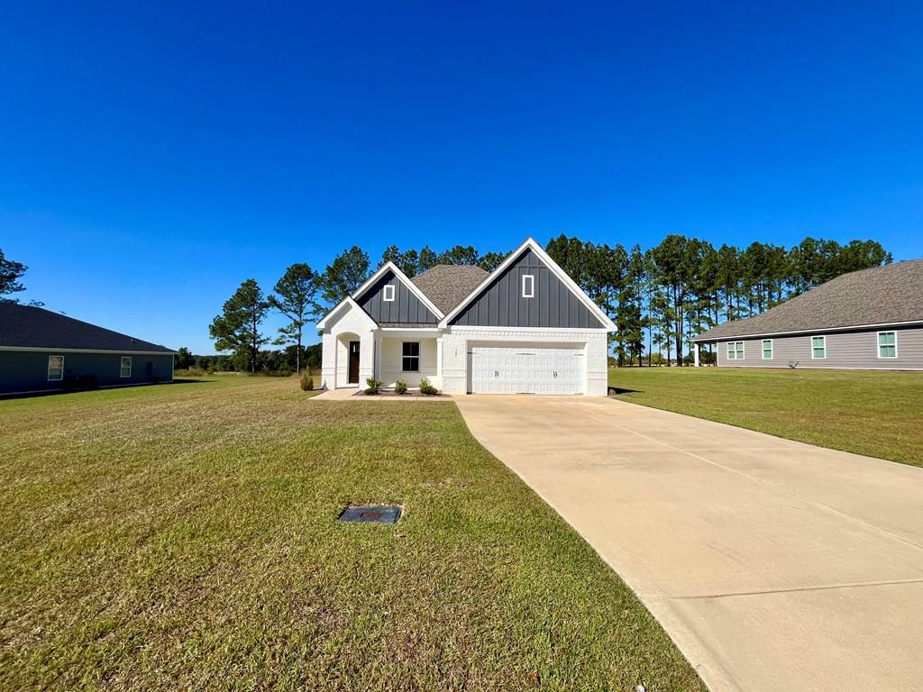Rehobeth, AL 36301,323 Lantana Court
