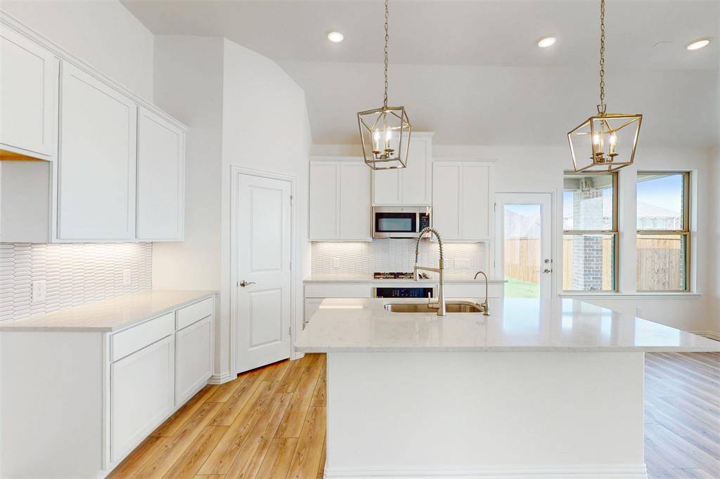 Denton, TX 76226,5208 Greenbrook Road