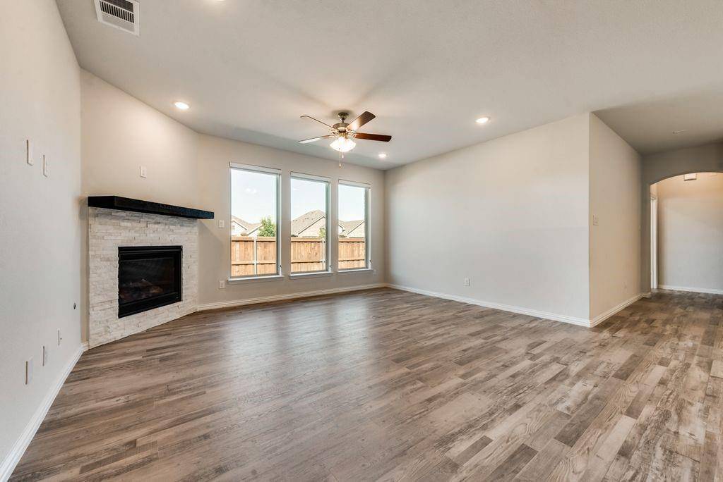 Little Elm, TX 75068,2001 Almassera Drive