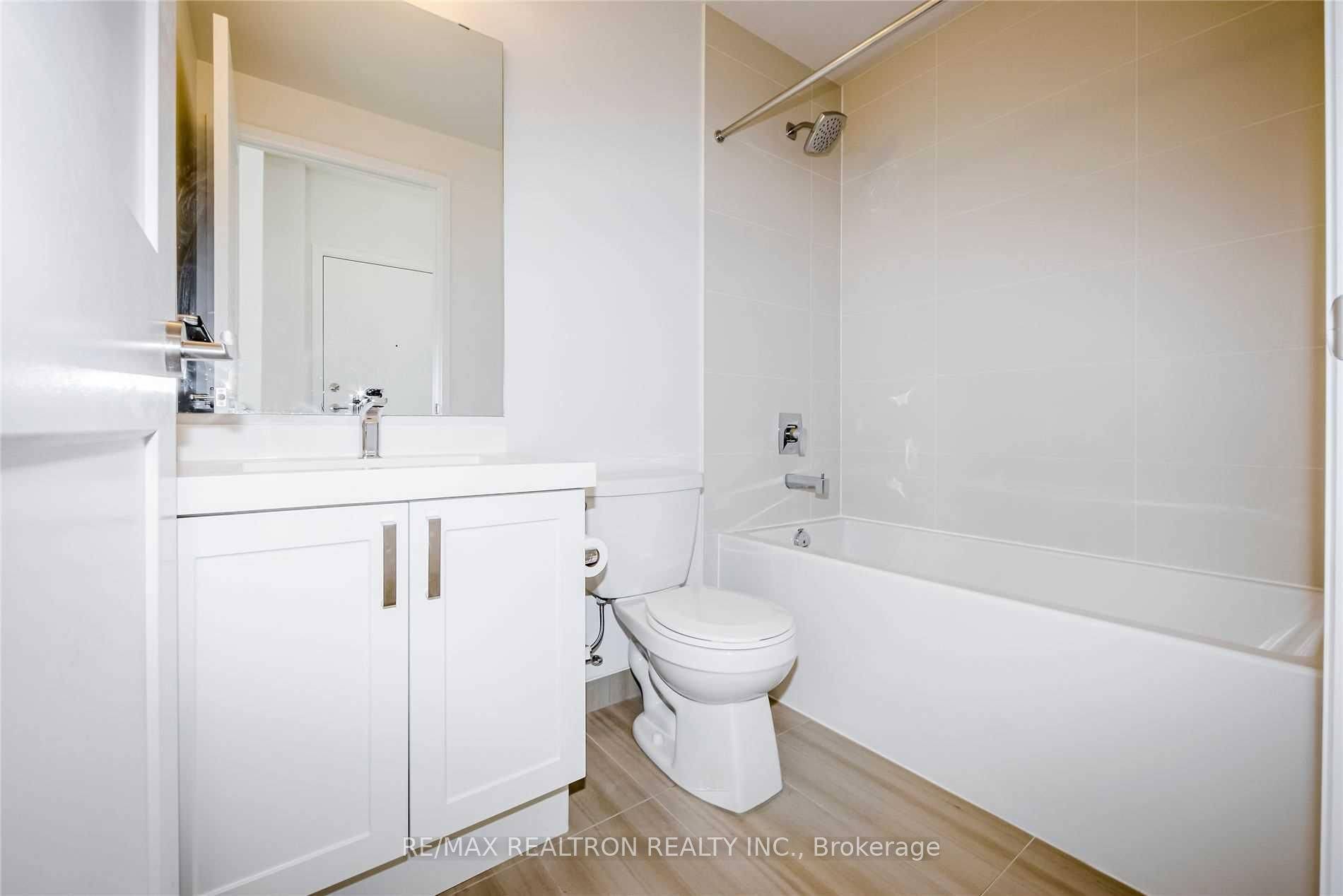 Vaughan, ON L4K 0K2,7895 Jane ST #2606