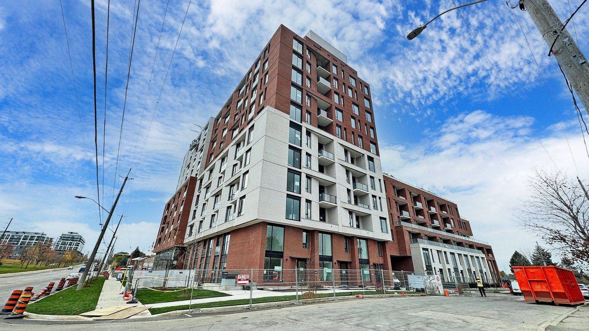 Toronto W05, ON M3M 0E2,11 Maryport AVE #212