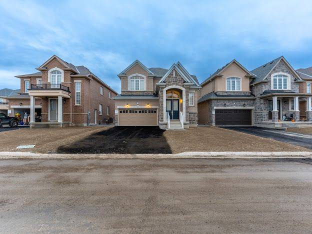 Hamilton, ON L8J 0M8,36 Shawbridge CT