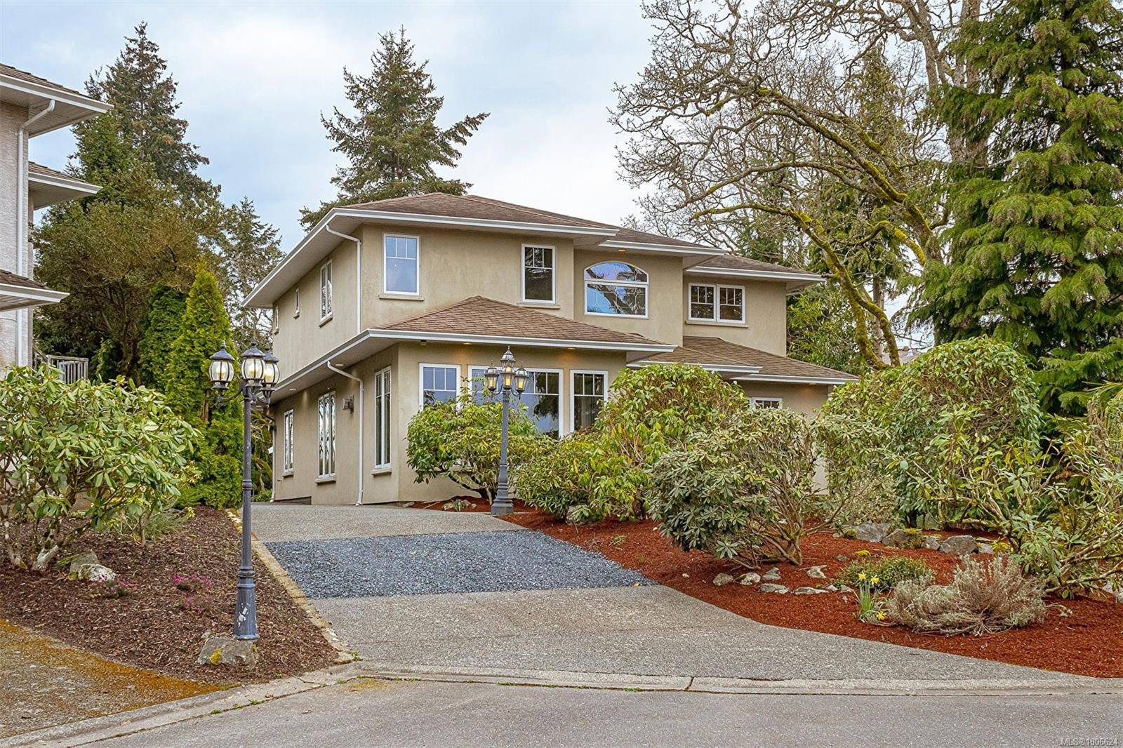 Saanich, BC V8P 5T6,1179 Gait Lane