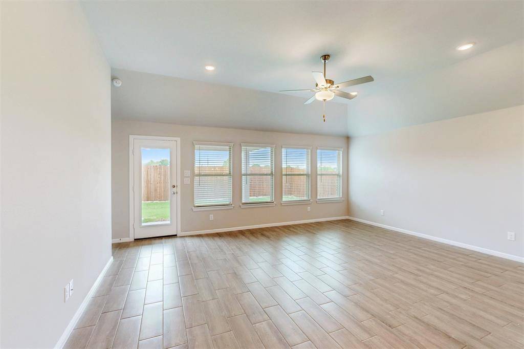 Lavon, TX 75166,716 Tawny Turn