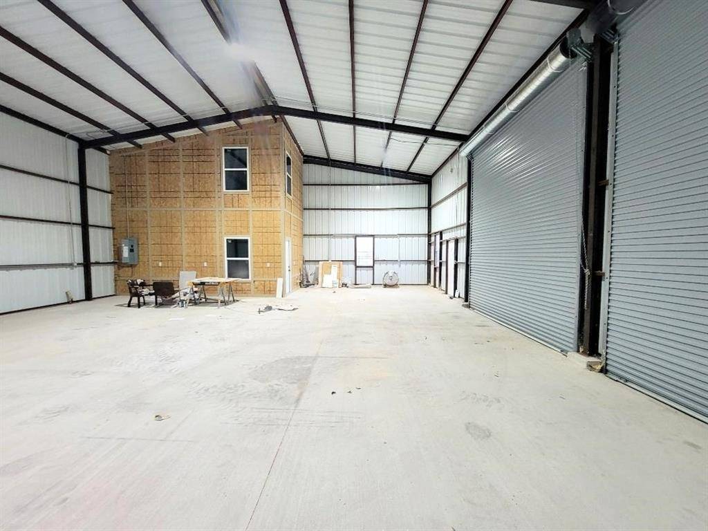 Commerce, TX 75428,7186 Highway 24