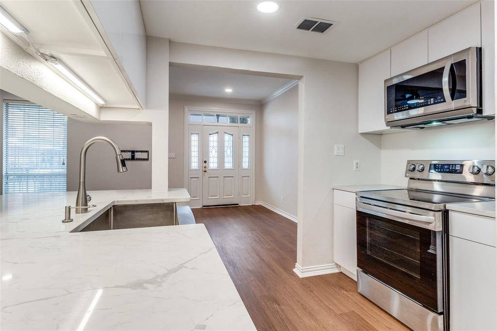 Dallas, TX 75204,3208 Cole Avenue #2203