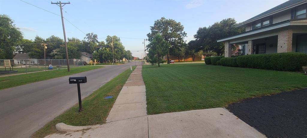 Wills Point, TX 75169,303 N 3rd Street