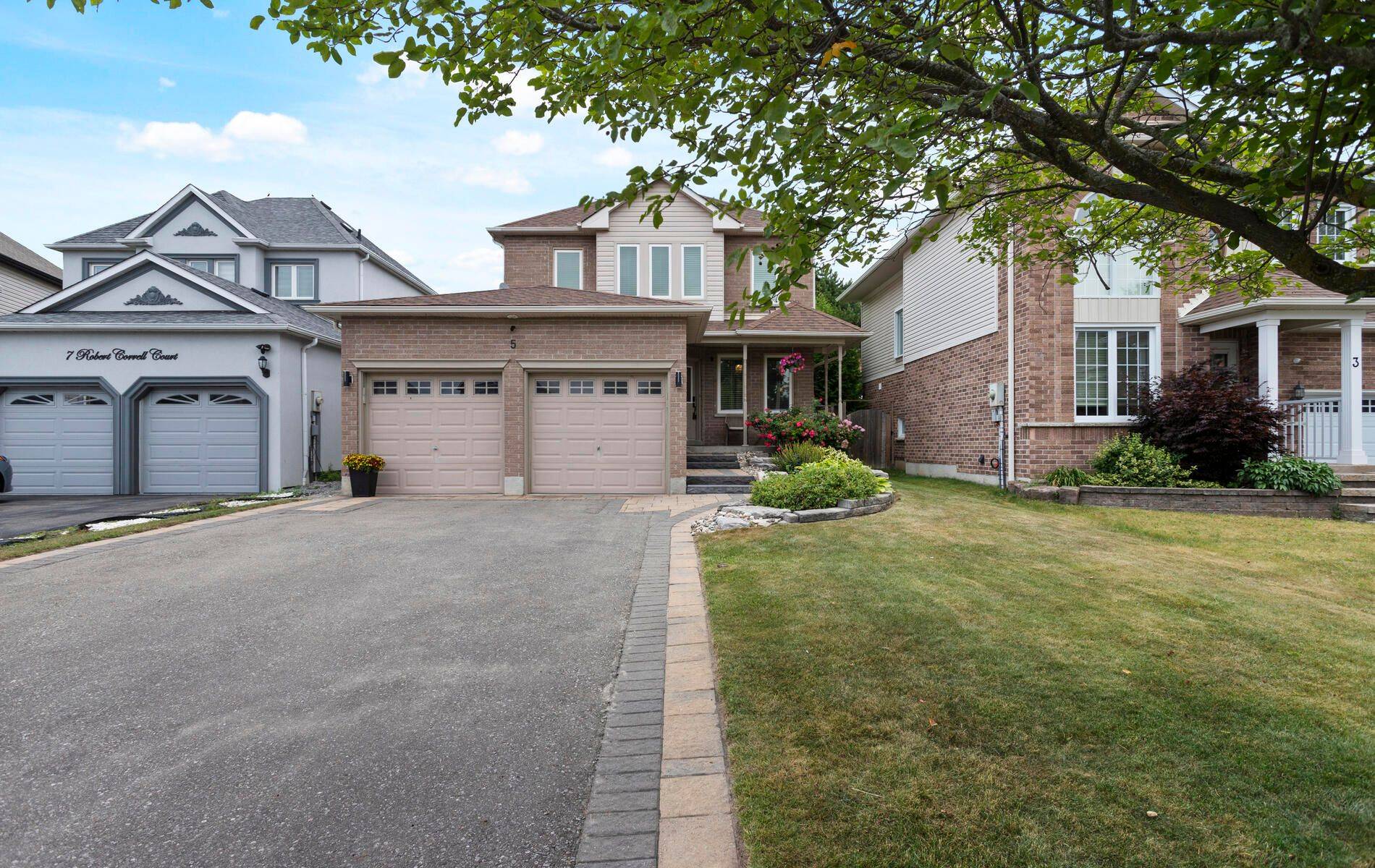 Whitby, ON L1R 2N7,5 Robert Correll CT