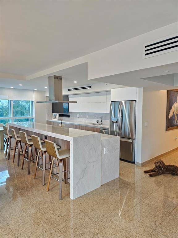 Sunny Isles Beach, FL 33160,16500 Collins Ave #356