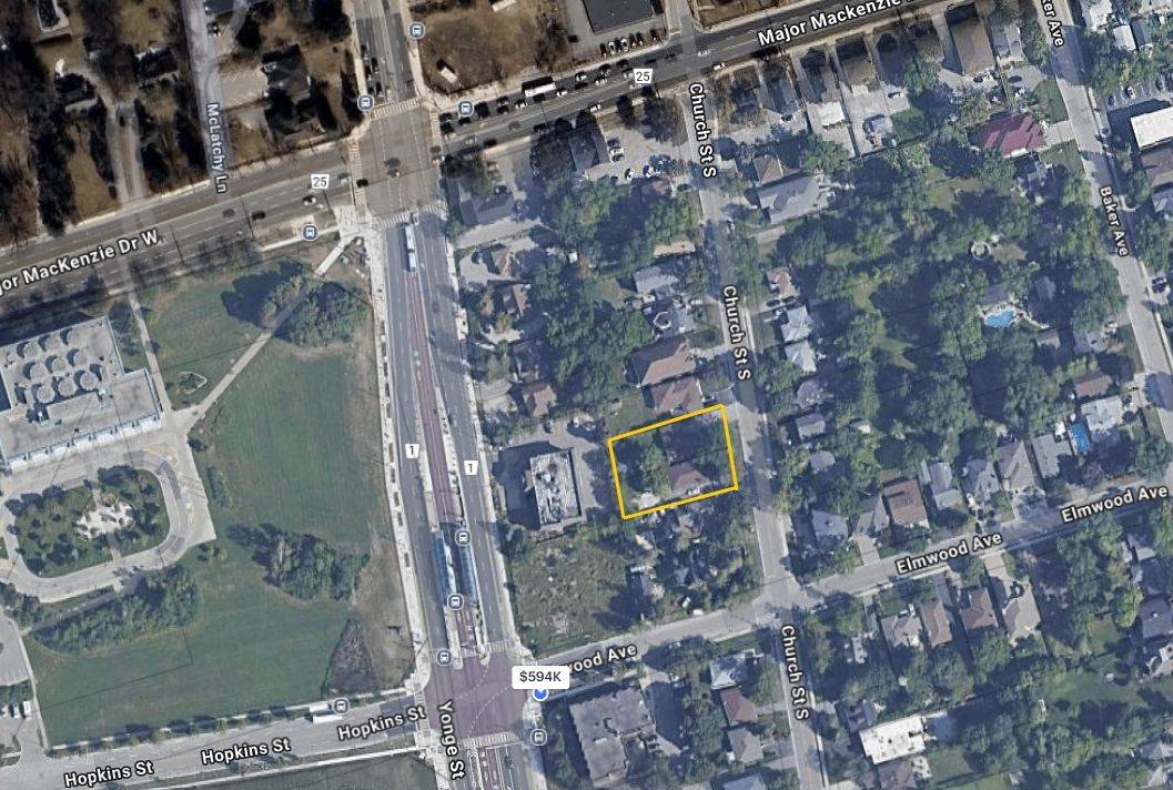 Richmond Hill, ON L4C 1W6,182 Church ST S