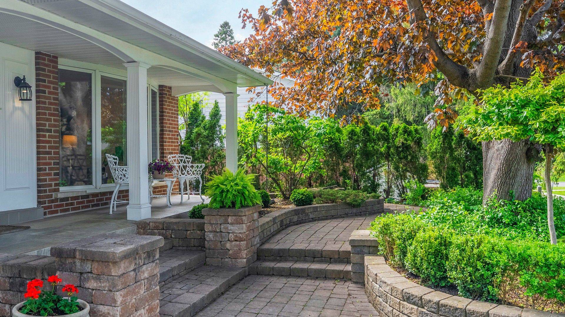 Markham, ON L3T 3W8,3 Blue Spruce LN