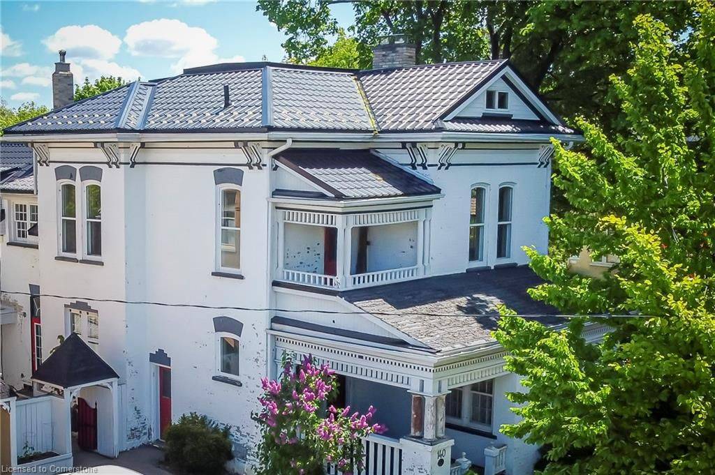 Kitchener, ON N2H 1N1,140 Lancaster ST E