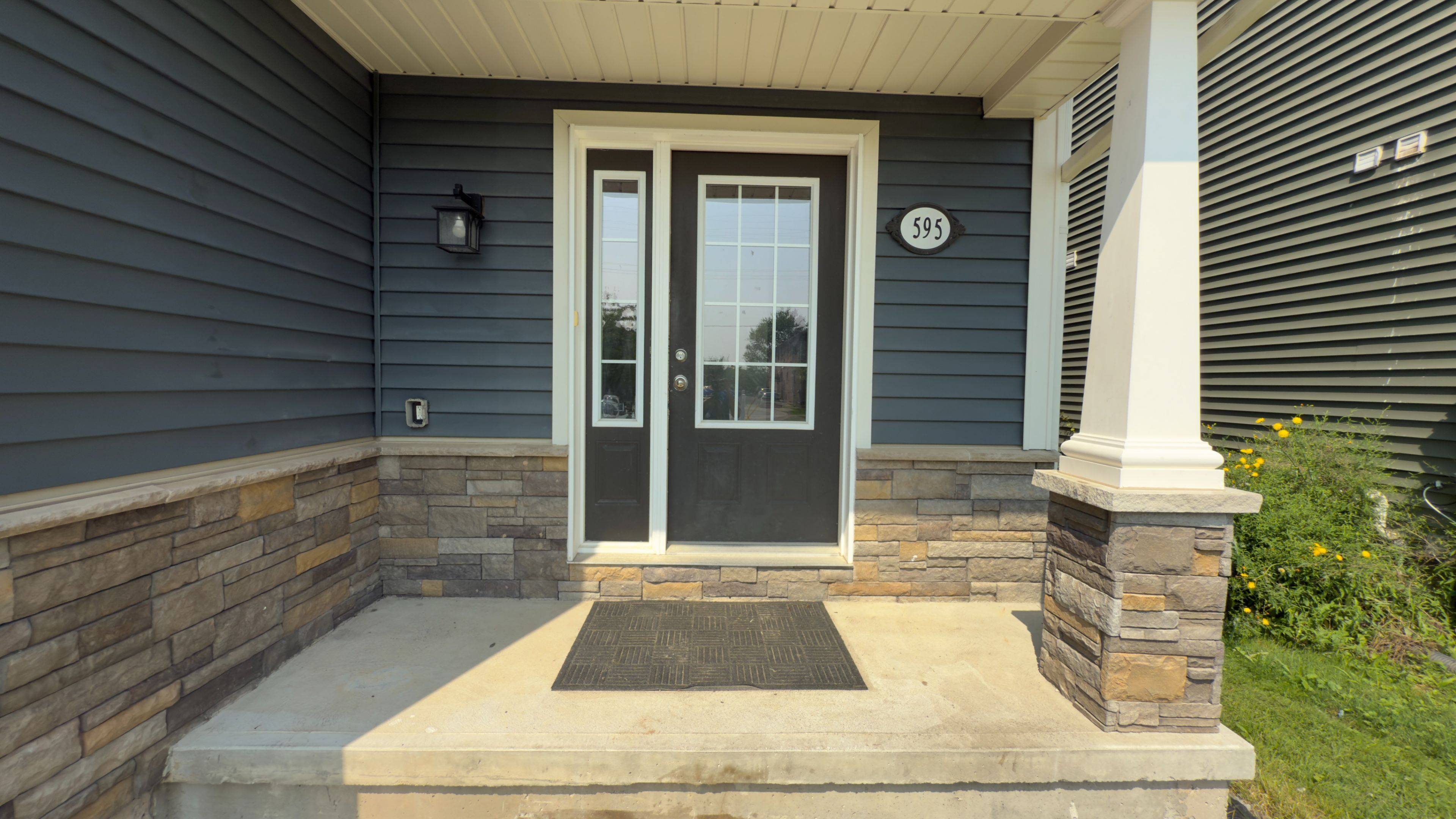 Welland, ON L3C 6Z8,595 First AVE