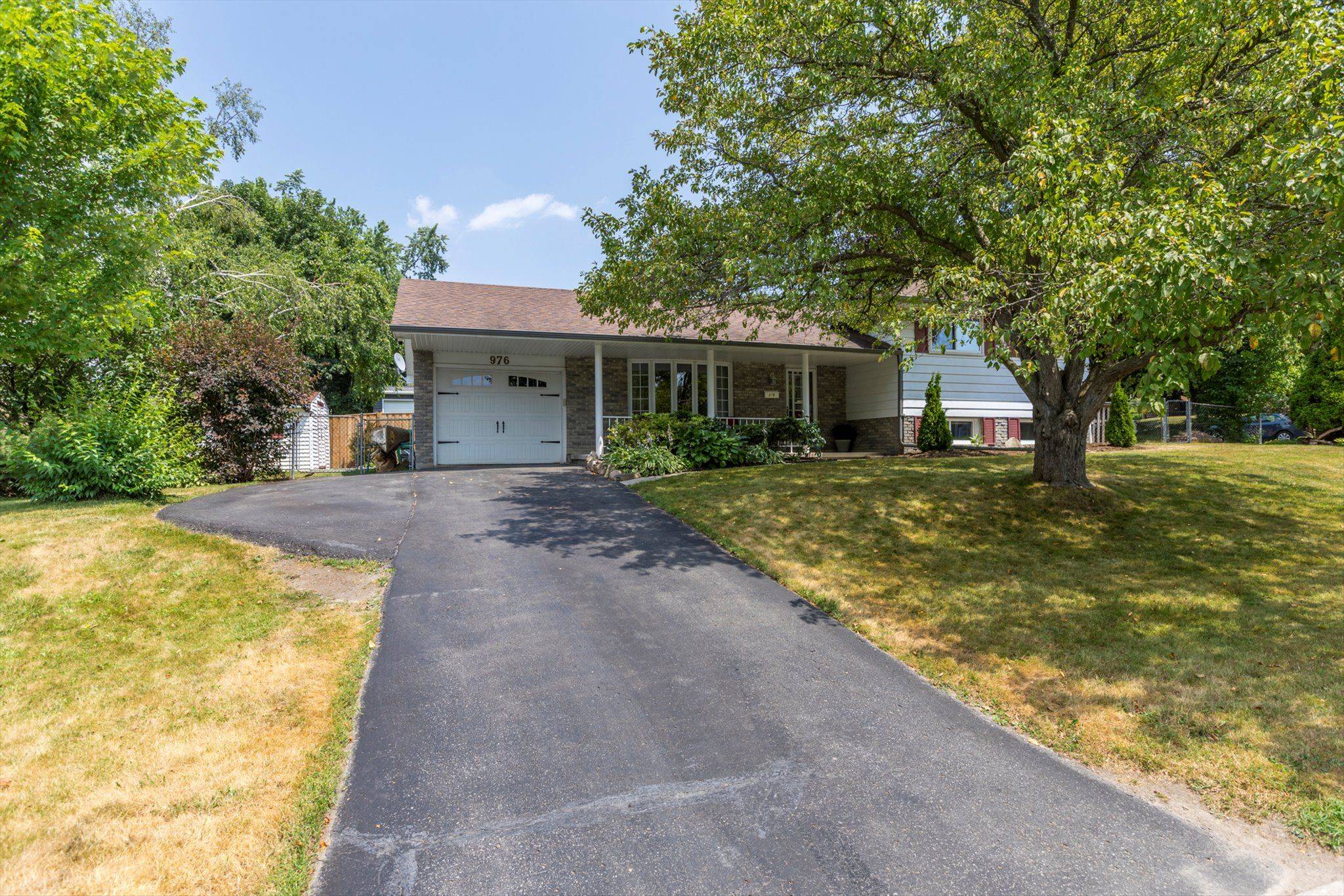 Peterborough South, ON K9J 1K6,976 Sydenham RD