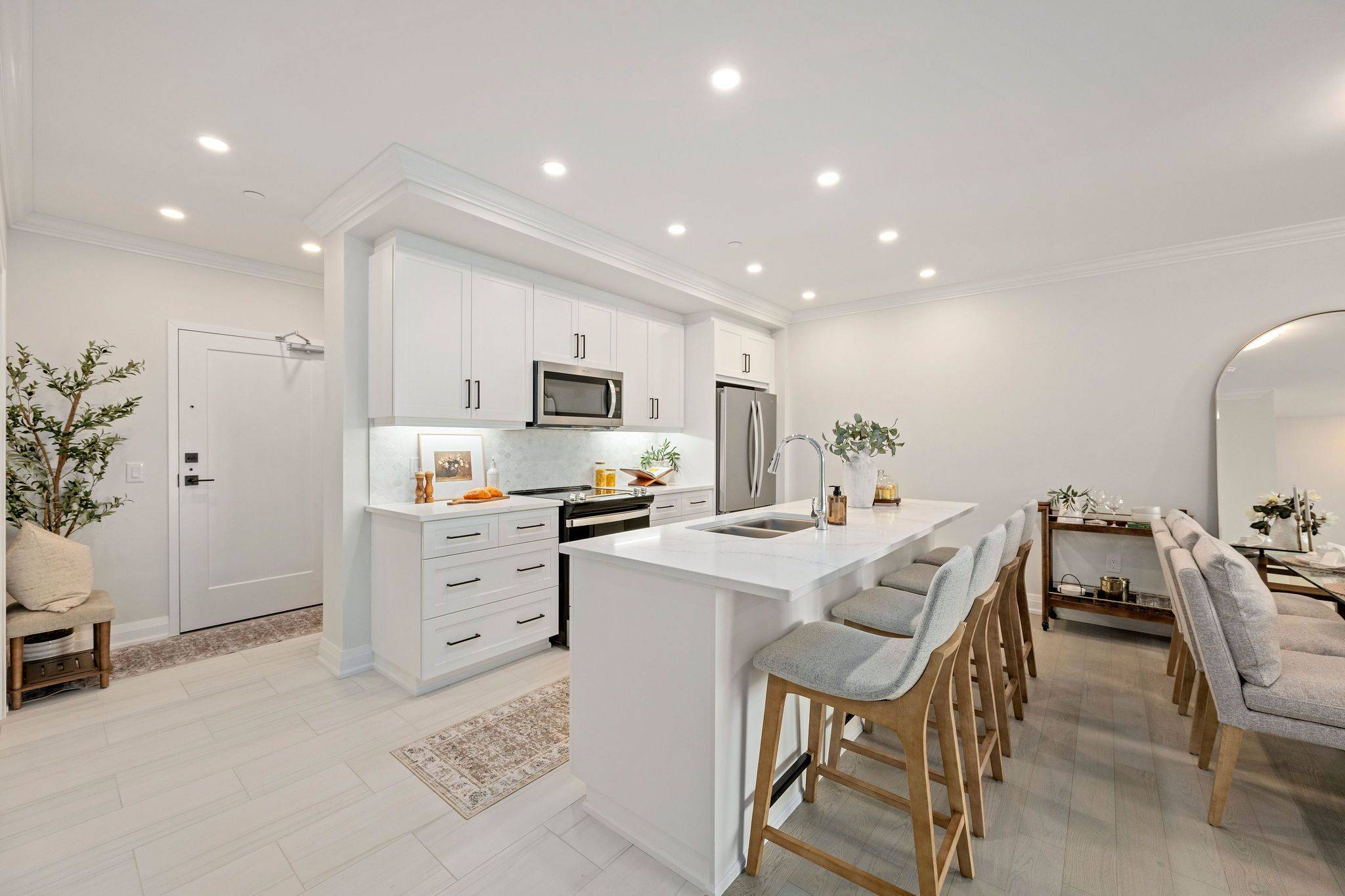 London South, ON N6K 0M4,1560 Upper West AVE #407