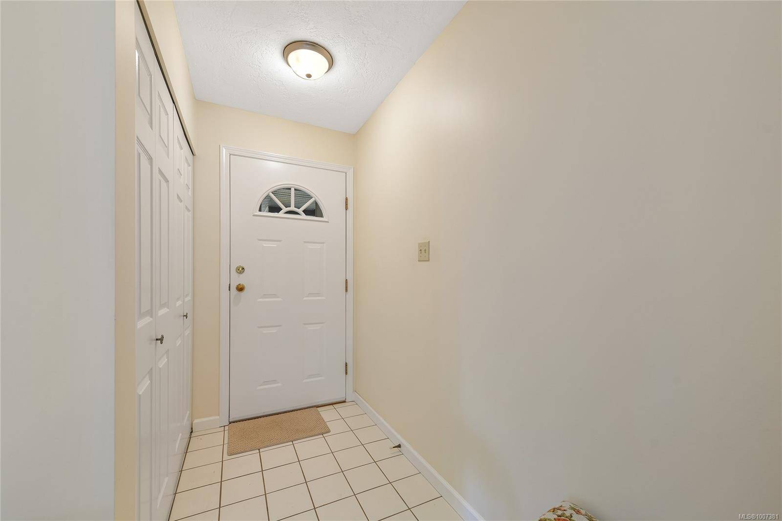 Central Saanich, BC V8M 2C1,2600 Ferguson Rd #87