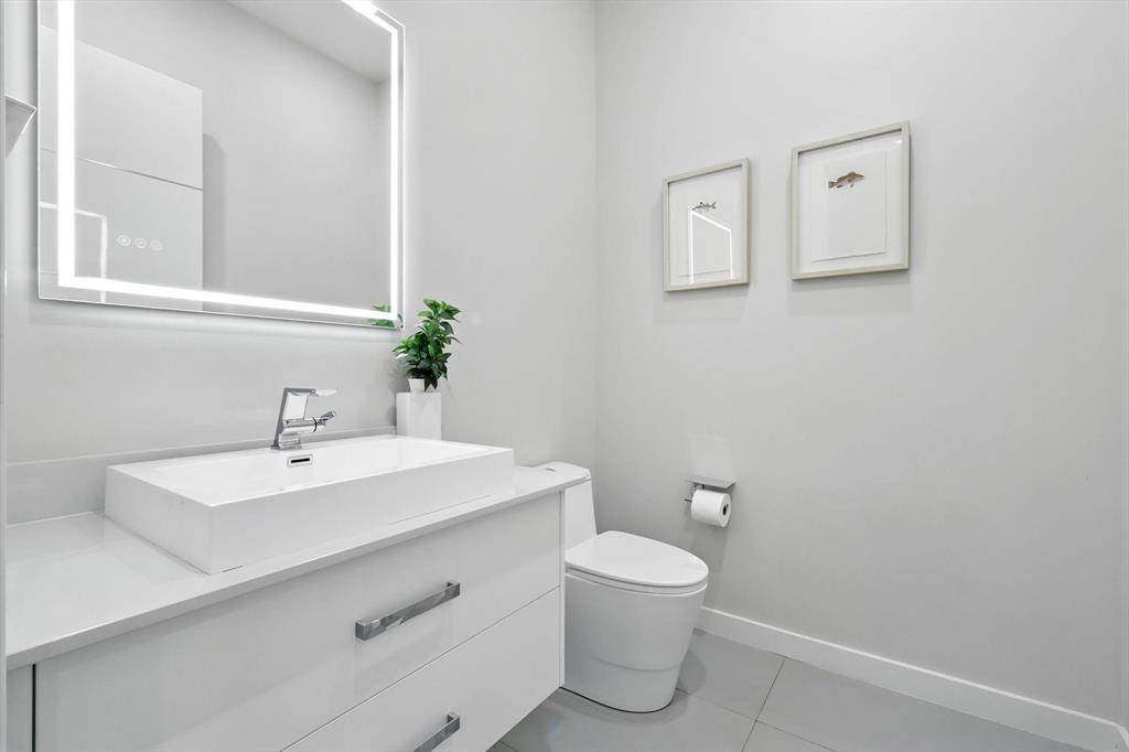Dallas, TX 75229,10225 Betty Jane Lane