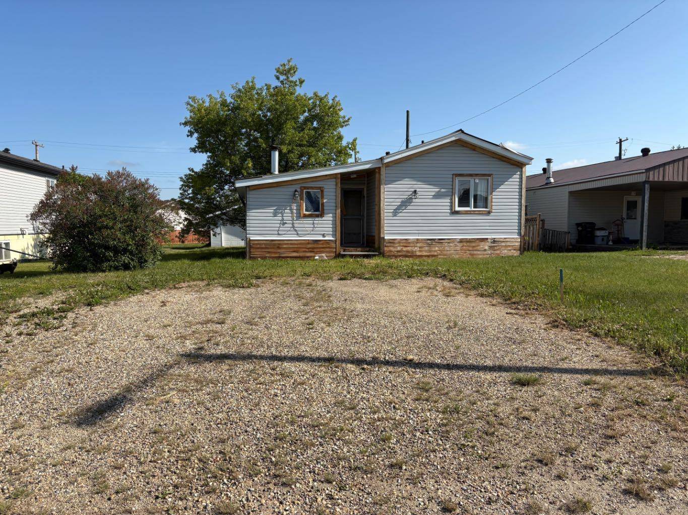 Valleyview, AB T0H3N0,5211 52 AVE
