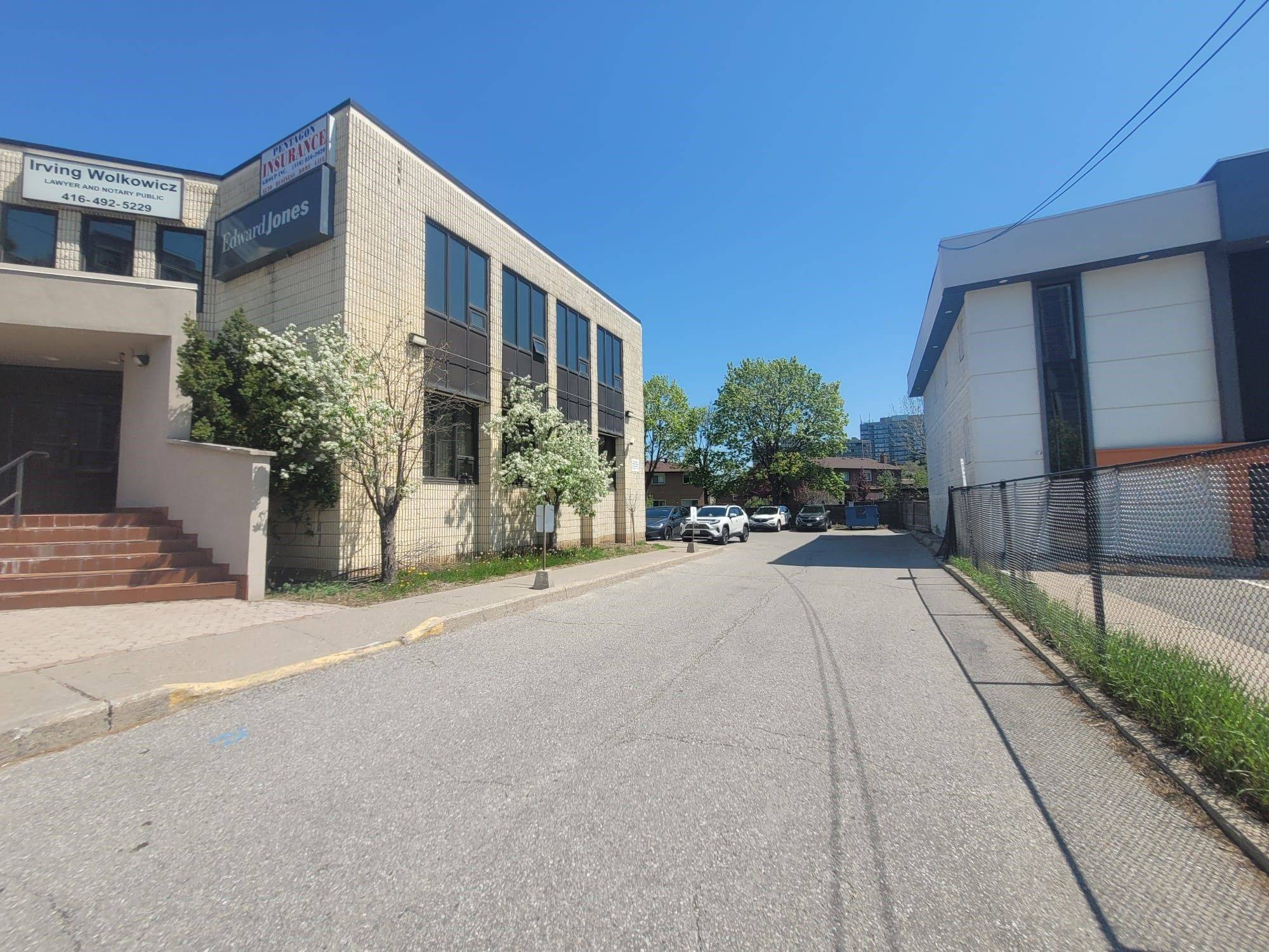 Toronto E05, ON M1T 1V5,2201 Warden AVE