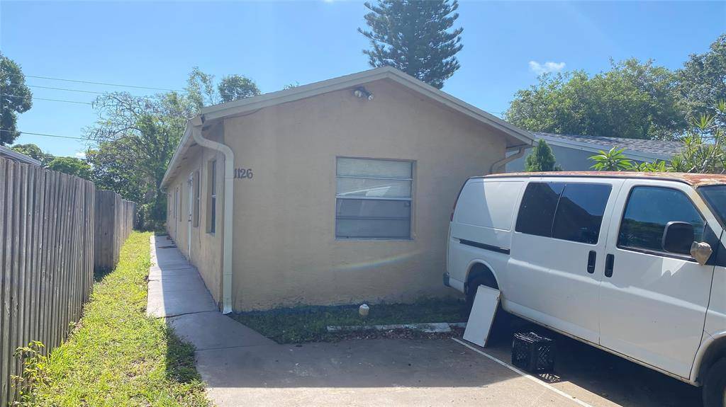 Fort Lauderdale, FL 33311,1126 NW 4TH AV