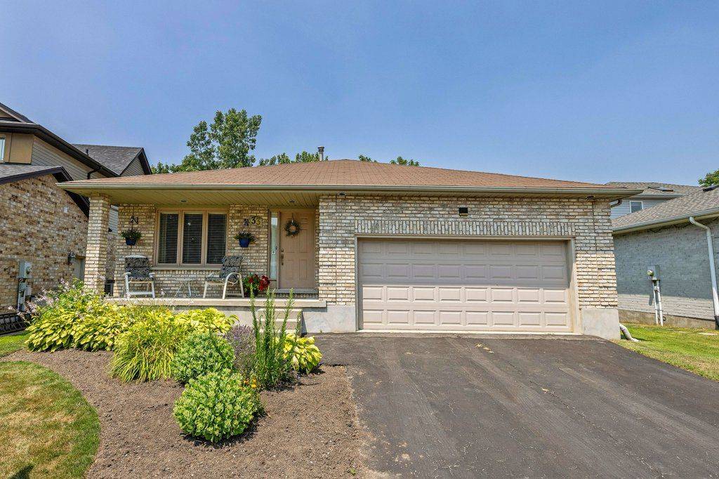 London North, ON N5X 3X4,33 STONEYCREEK CRES