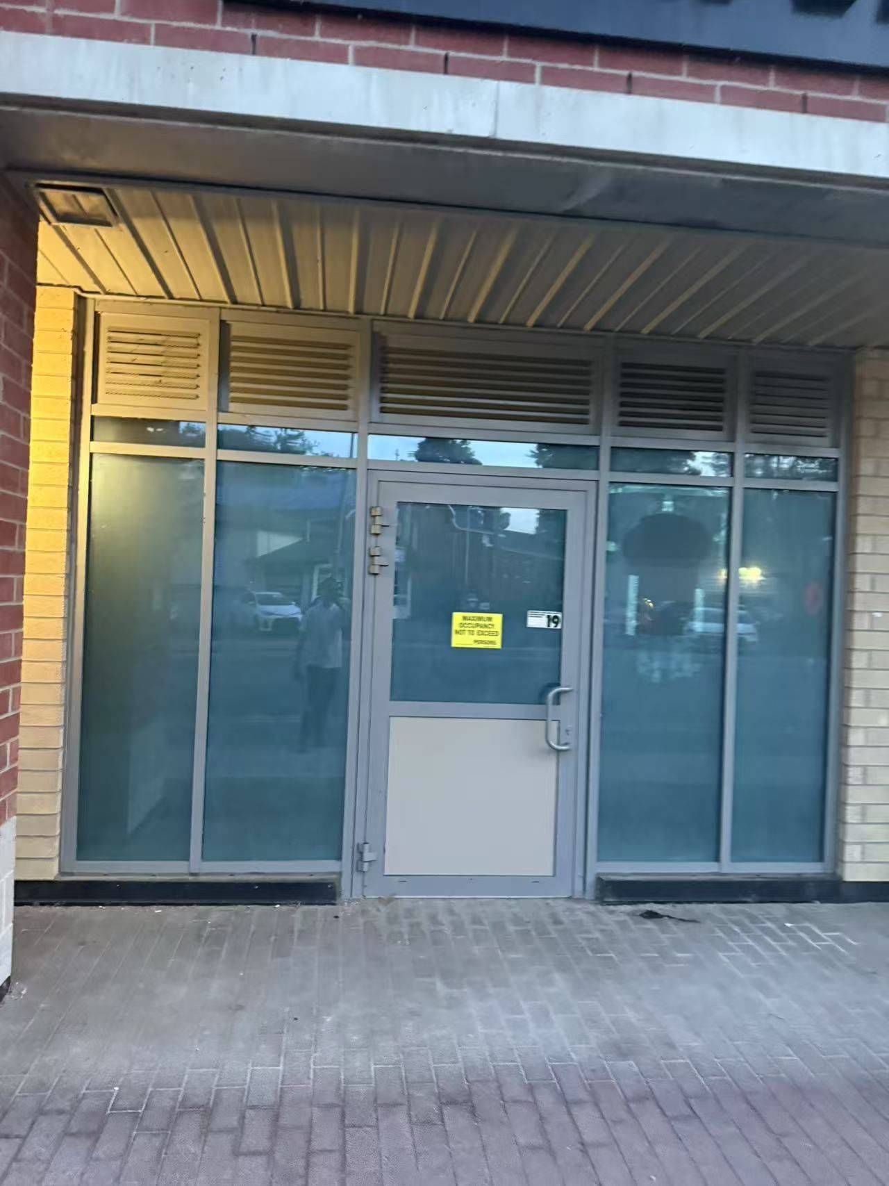Kingston, ON K7L 1E5,652 Princess ST #120