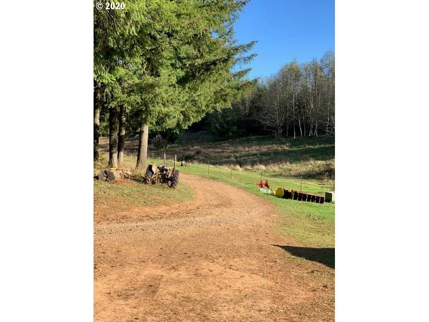 Corbett, OR 97019,40535 SE TROUT CREEK RD